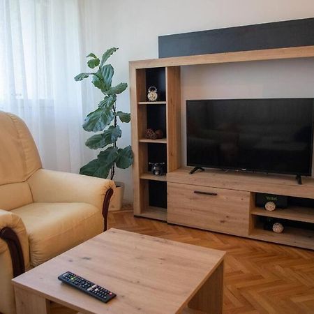 Dora Apartment Ni 외부 사진